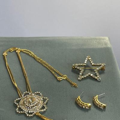 Rhinestone Gold tone Jewelry