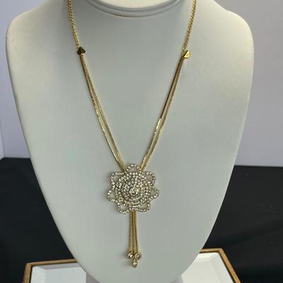 Rhinestone Gold tone Jewelry
