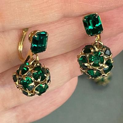 Vintage Weiss Green Rhinestone Set