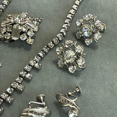 Vintage Rhinestone Jewelry - 6 pieces