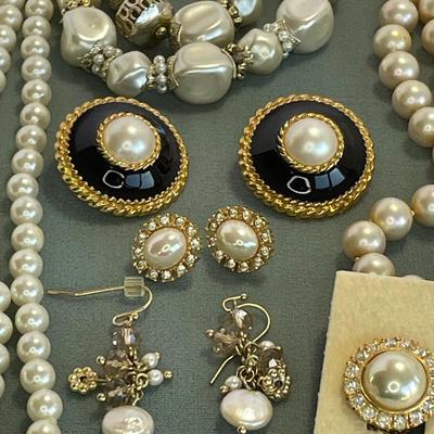 Lot of Faux Pearl Jewely
