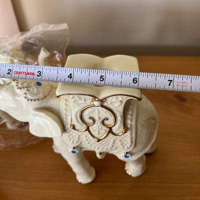 Fenton Glass, Lenox, Porcelain Figurine Collectibles Lot