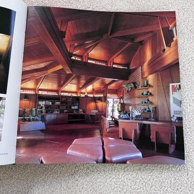 Frank Lloyd Wright, Taschen, and More Art and Architecture Books (LR-DZ)