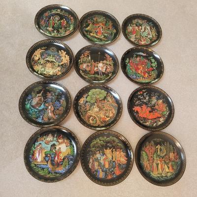 Russian Legends Complete 12 Plate Set from The Bradford Exchange (LR-EL)