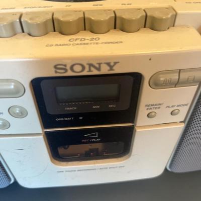 Boombox & lap trays