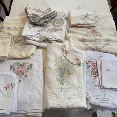 Embroidered Table Linens (K-BM)