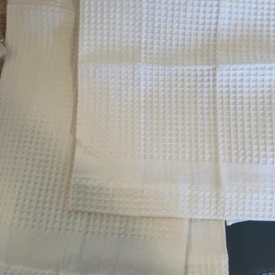 Unfinished quilt cover, NIB pillowcase and towels
