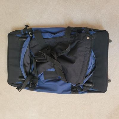 Ricardo, Columbia, and High Sierra Luggage (LR-EL)