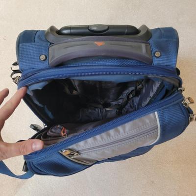 Ricardo, Columbia, and High Sierra Luggage (LR-EL)