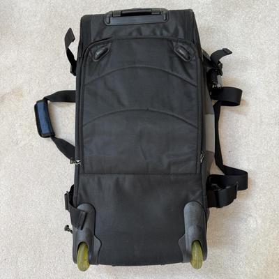Ricardo, Columbia, and High Sierra Luggage (LR-EL)