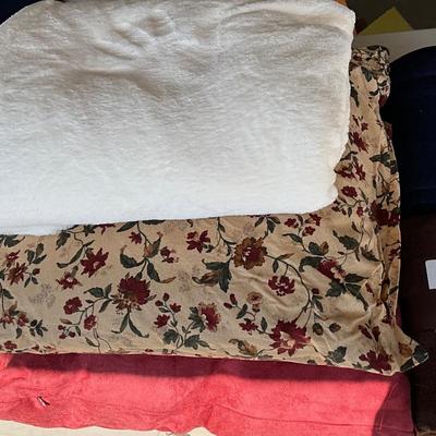 3 soft throws, 2 square decorative pillow