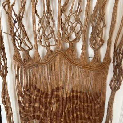 Long macramé