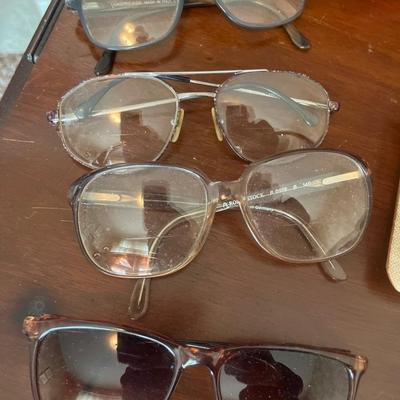 Vintage glasses and brushes