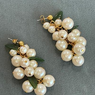Faux Pearl Jewelry Lot