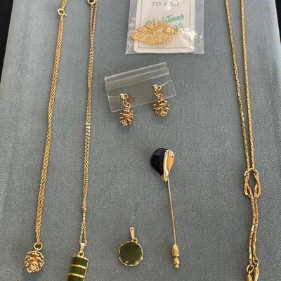 Lot of Vintage Gold-tone Jewelry