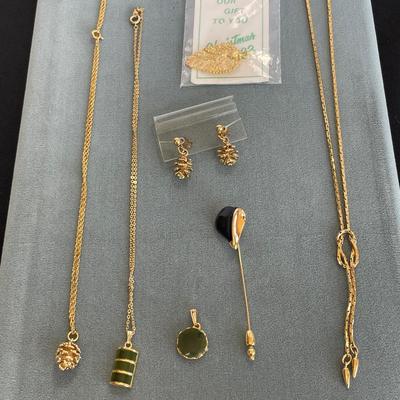 Lot of Vintage Gold-tone Jewelry