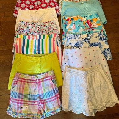 WOMENS SHORTS LOT