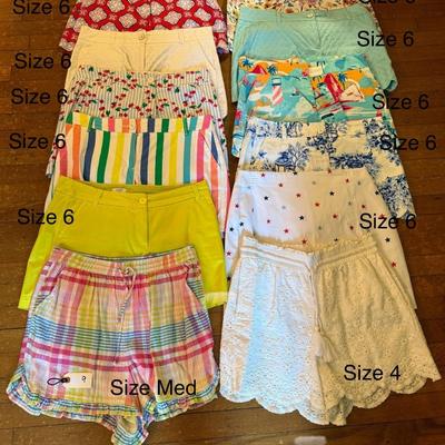 WOMENS SHORTS LOT