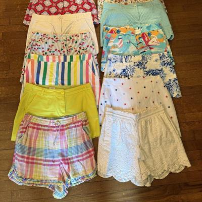 WOMENS SHORTS LOT