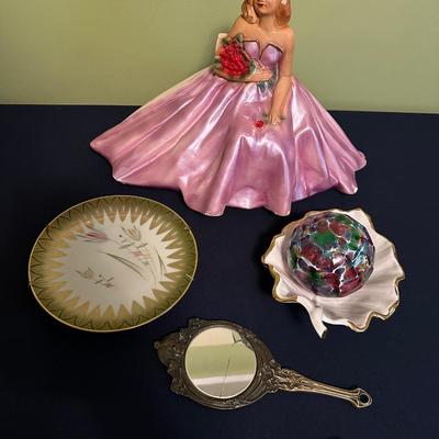 CERAMIC LAMP & MORE LOT