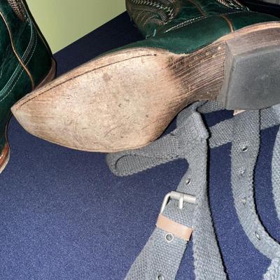BULLRIDE HAT, ARIAT BOOT LOT