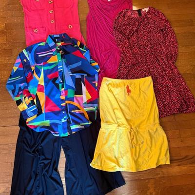 DESIGNER WOMENS CLOTHING LOT