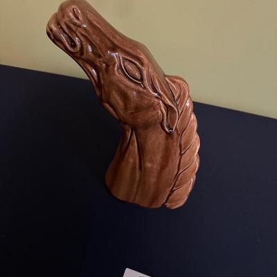 VINTAGE CERAMIC HORSE BUST TV LAMP