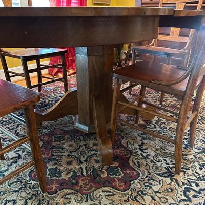 OAK DINING TABLE, 4 CHAIRS