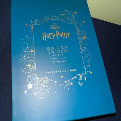 HARRY POTTER GOLDEN SNITCH CLOCK POTTERY BARN TEEN