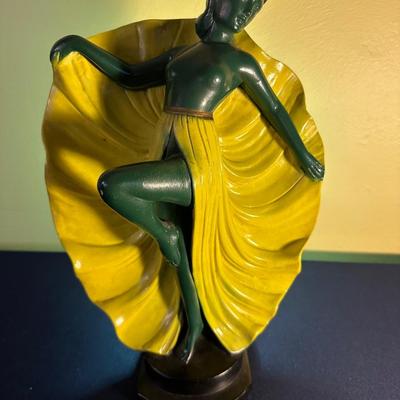 VINTAGE FEMALE DANCER TV LAMP
