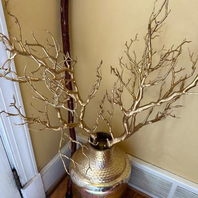WALKING STICK, GOLD DÉCOR ACCENT LOT