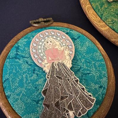ENAMELED PIN LOT