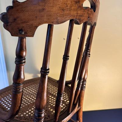 ANTIQUE YOUTH ROCKER