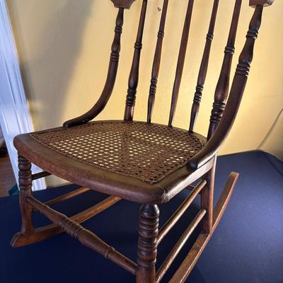 ANTIQUE YOUTH ROCKER