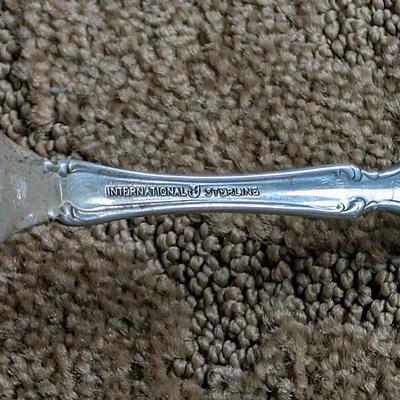 International Sterling Silver silverware set "Angelique" pattern