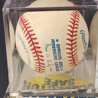 Jim Busby Baltimore Orioles OMLB Signed Autographed Baseball In Collectors Case