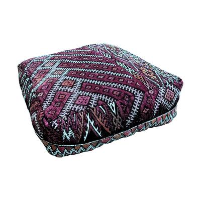 Uzum Pouf