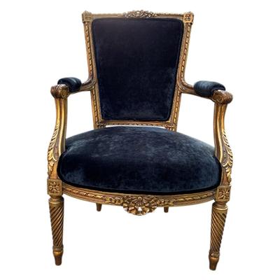 Oprah Chair b