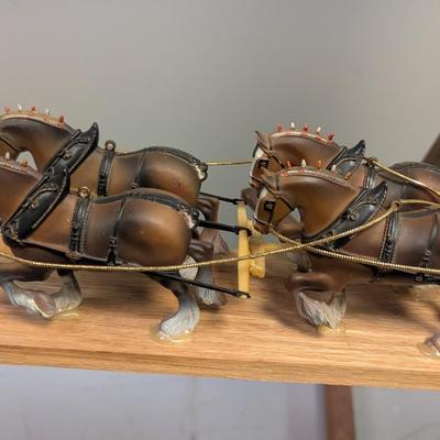 Budweiser Anheuser Busch Wagon & Clydesdale Horses