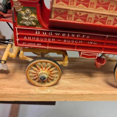 Budweiser Anheuser Busch Wagon & Clydesdale Horses