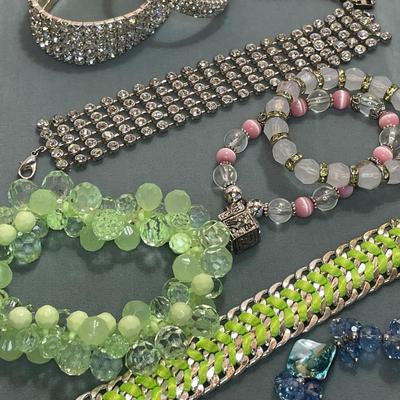 Bracelet Lot Pastel, Rhinestone and Musical