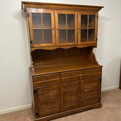 Ethan Allen Solid Maple Buffet with Display Hutch