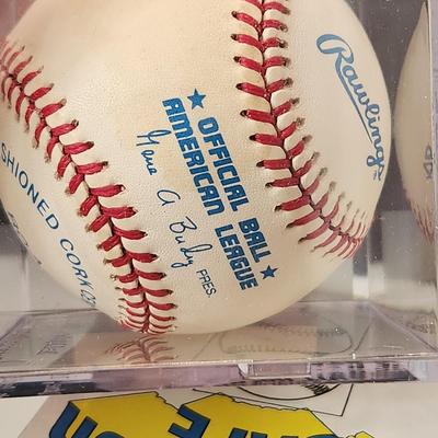 Jerry Walker Baltimore Orioles OMLB Signed Autographed Baseball In Collectors Case