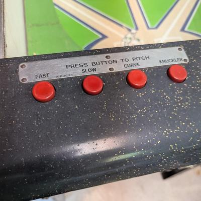 Williams Pitch & Bat Machine Pinball Machine