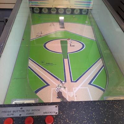 Williams Pitch & Bat Machine Pinball Machine