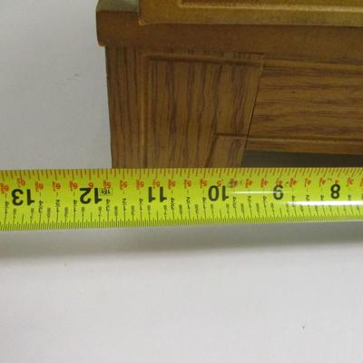 Wooden Counter Display Cabinet