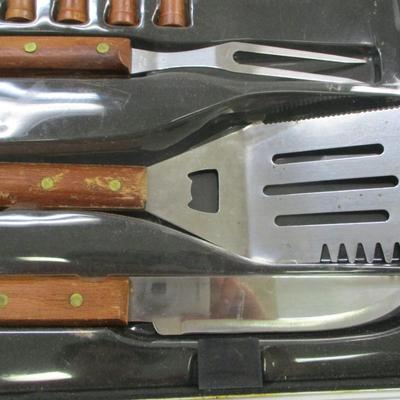 T Bone Grilling Kit With Case & Key
