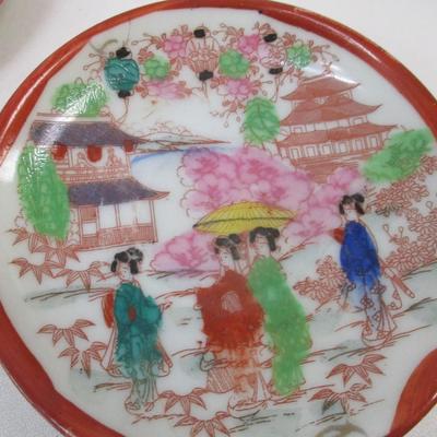 Japanese Art Geisha Girl Display Plates