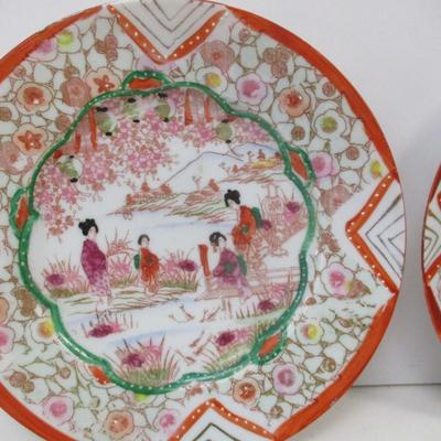 Japanese Art Geisha Girl Display Plates