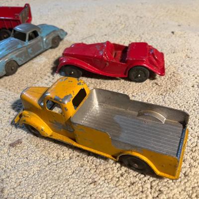 Vintage metal cars/trucks